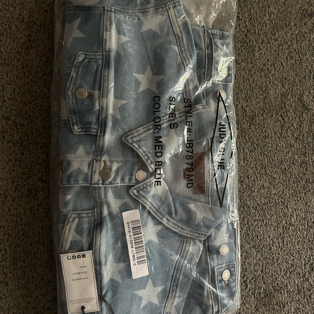 Denim jacket NWT - Picture 4 of 4